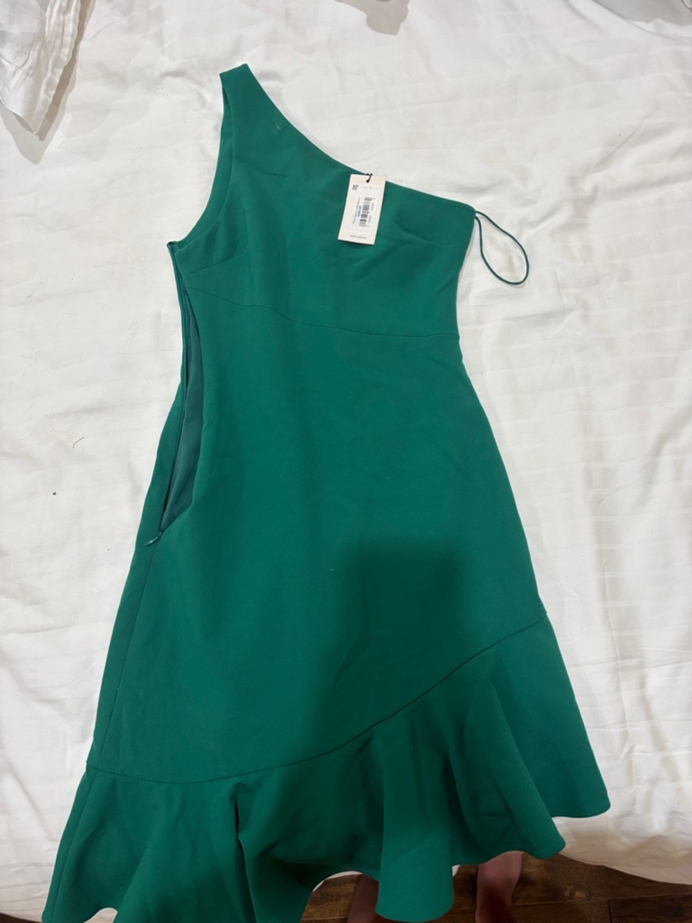 Cinq a sept One-Shoulder Emerald Green Ruffle Hem Dress